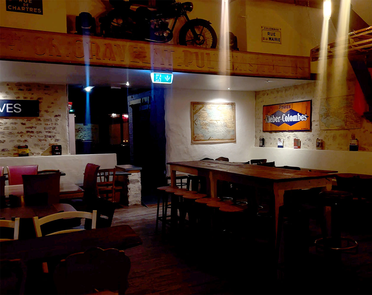 Bar à ambiance à Chateadun